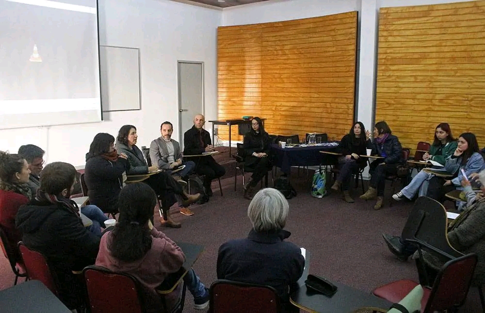 Conversatorio en Escuela de Sociologia de U. de Valparaíso